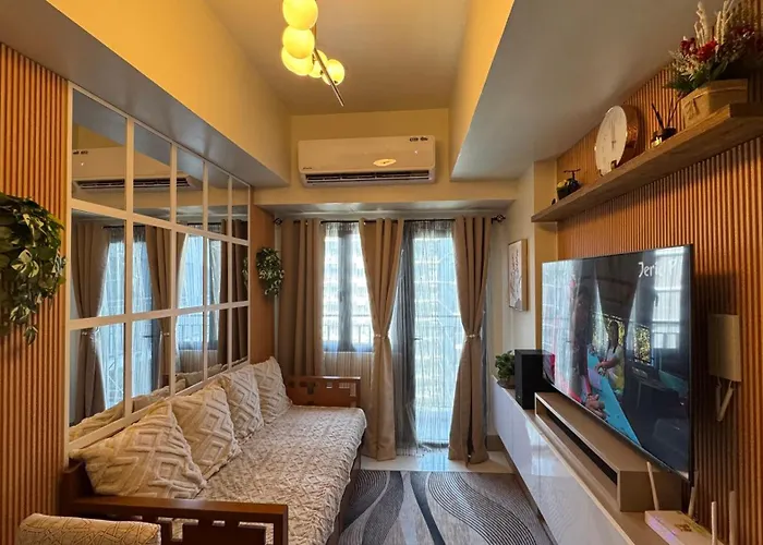 Apartment 2br Unit In Smdc Shore 3 With Pool Access